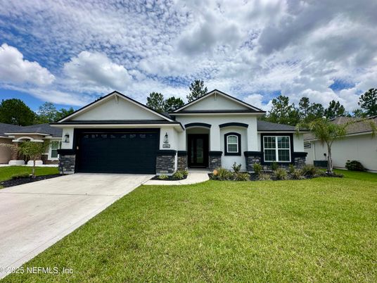 Attached, Exterior, Facade, Ranch