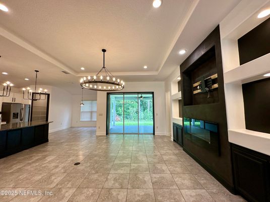Chandelier, Fireplace, Interior, Kitchen, Pendant Lights, Recessed Lighting
