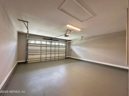 Garage, Interior