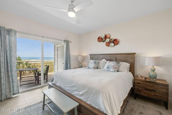 Bedroom, Interior, Water