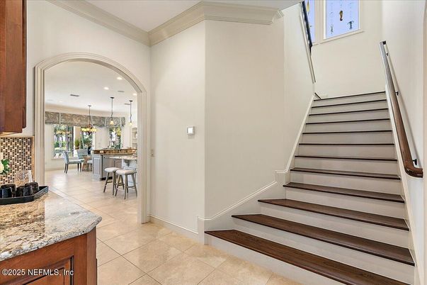 Dining room, Interior, Pendant Lights, Recessed Lighting
