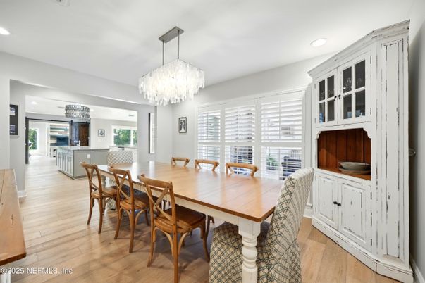 Chandelier, Dining room, Interior, Kitchen, Recessed Lighting, Wood Texture Flooring