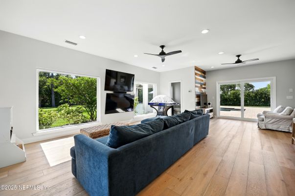 Interior, Living room, Recessed Lighting, Wood Texture Flooring