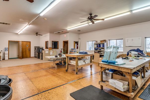 Home Office, Interior