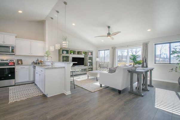 Interior, Kitchen, Living room, Pendant Lights, Recessed Lighting, Wood Texture Flooring