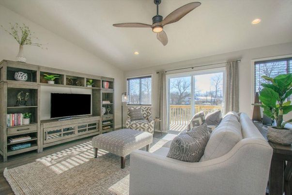 Interior, Living room, Recessed Lighting, Wood Texture Flooring