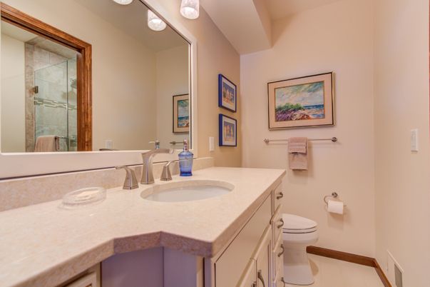 Bathroom, Dual Sink Vanities, Interior