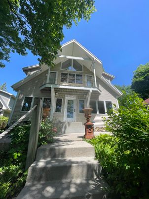 Exterior, Facade, Queen Anne Victorian