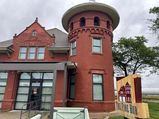 Exterior, Facade, Brick Facade, Queen Anne Victorian