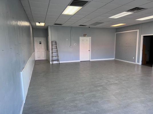 Empty room, Interior, Recessed Lighting, Stone Walls
