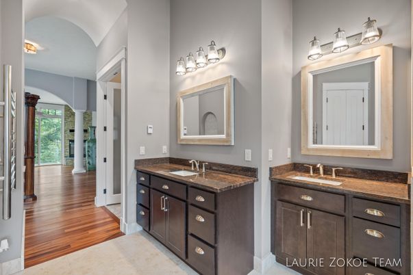 Bathroom, Dual Sink Vanities, Interior, Wood Texture Flooring