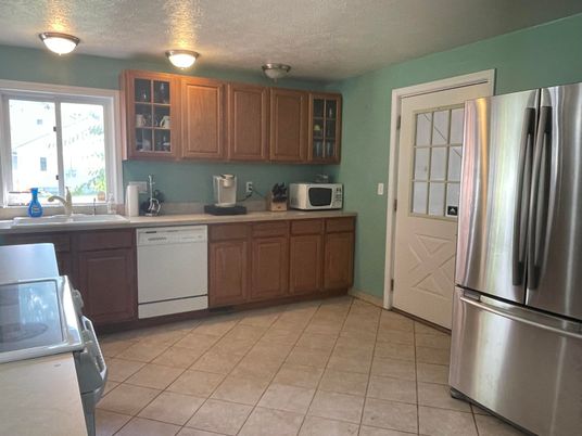 Interior, Kitchen, Stainless Steel Appliances