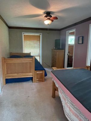 Billiard Table, Game Room, Interior