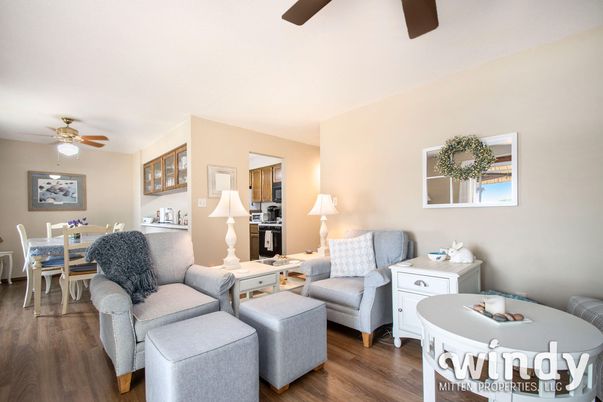 Dining room, Interior, Living room, Wood Texture Flooring