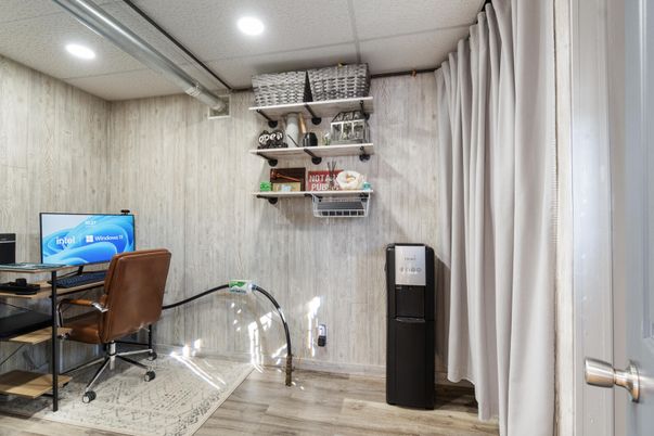 Home Office, Interior, Recessed Lighting, Wood Texture Flooring