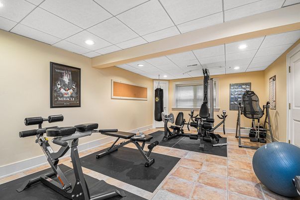 Fitness Equipment, Interior, Recessed Lighting