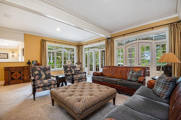 Interior, Living room, Recessed Lighting, Sun Room
