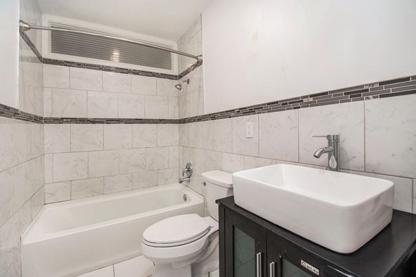 Bathroom, Interior, Marble Walls