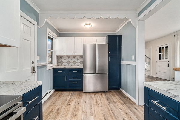 Interior, Kitchen, Stainless Steel Appliances, Wood Texture Flooring