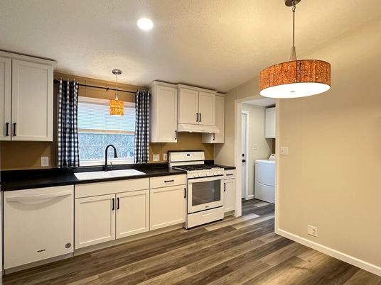Interior, Kitchen, Pendant Lights, Recessed Lighting, Wood Texture Flooring