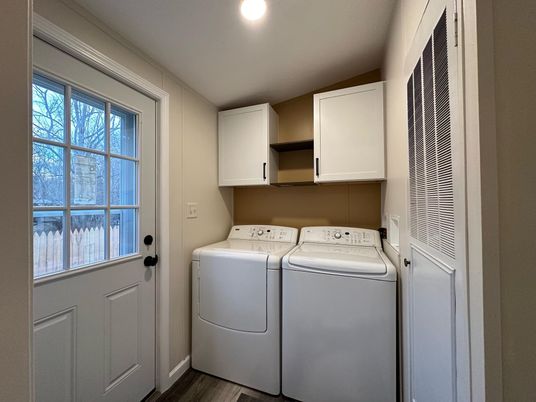 Interior, Recessed Lighting, Utility Closets, Washer, Wood Texture Flooring