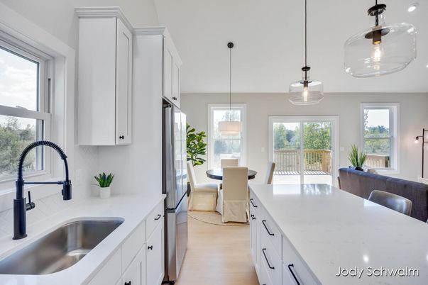 Dining room, Interior, Kitchen, Pendant Lights, Wood Texture Flooring