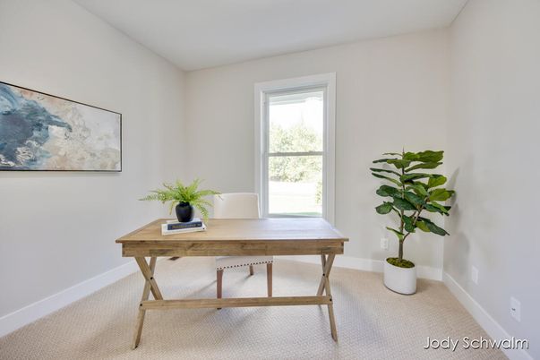 Home Office, Interior