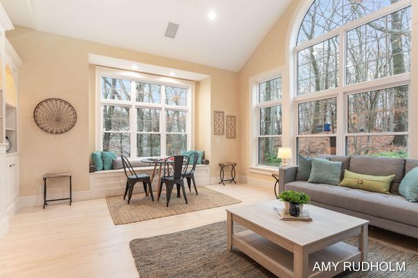 Dining room, Interior, Living room, Recessed Lighting, Wood Texture Flooring