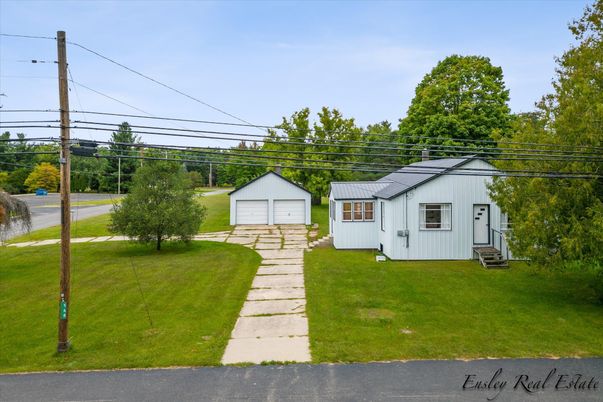 Detached Garage, Exterior