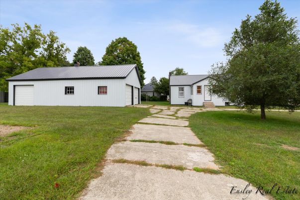 Backyard, Detached Garage, Exterior