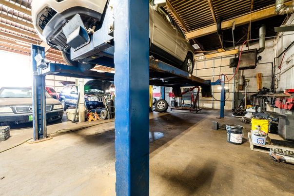 Garage, Interior