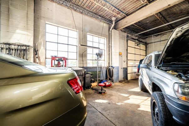 Garage, Interior, Stone Walls