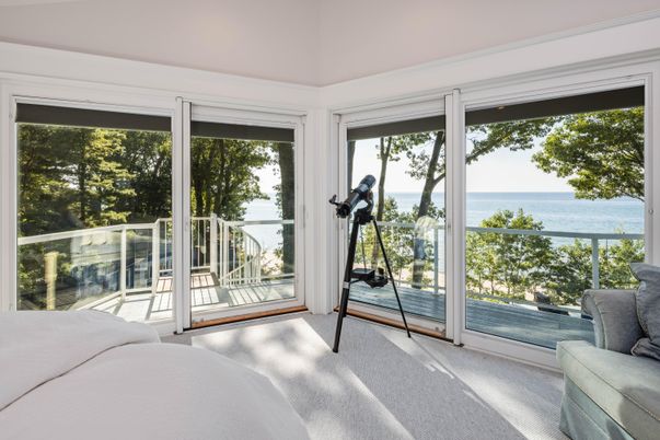 Bedroom, Interior, Sun Room, Water