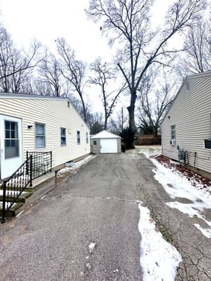 Backyard, Detached Garage, Exterior