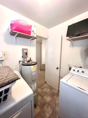 Interior, Washer