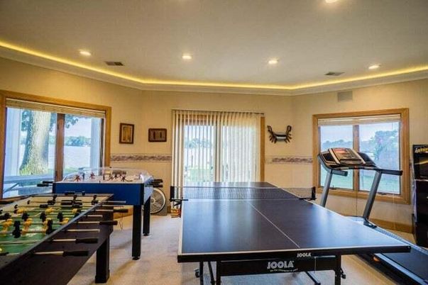 Fitness Equipment, Game Room, Interior, Recessed Lighting