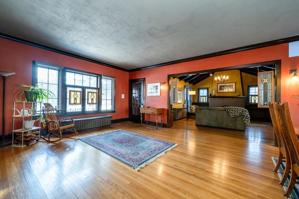 Chandelier, Interior, Wood Texture Flooring