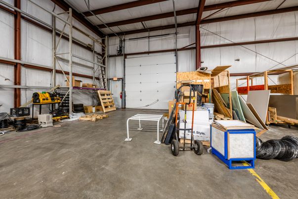 Garage, Interior