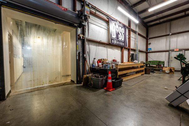 Garage, Interior