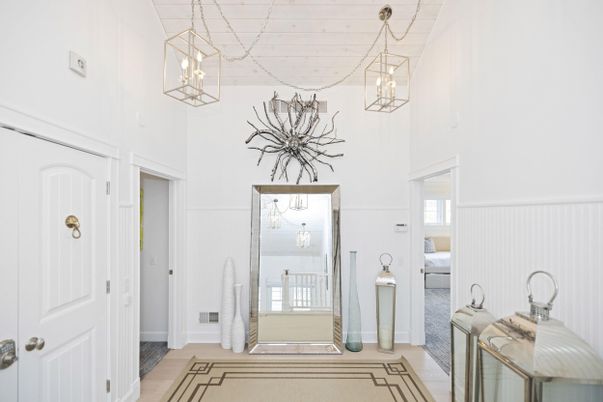 Interior, Pendant Lights, Wood Texture Flooring