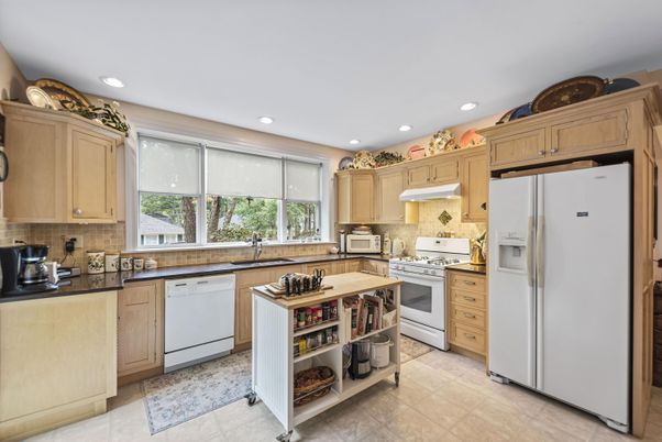 Interior, Kitchen, Recessed Lighting