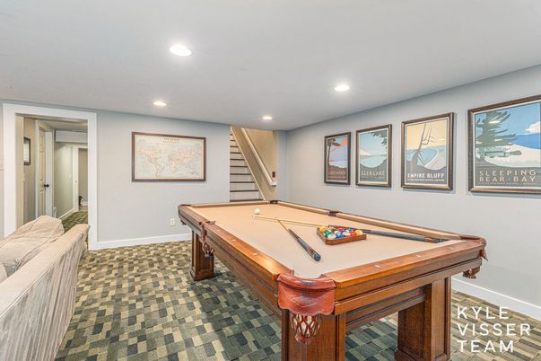 Billiard Table, Game Room, Interior, Recessed Lighting
