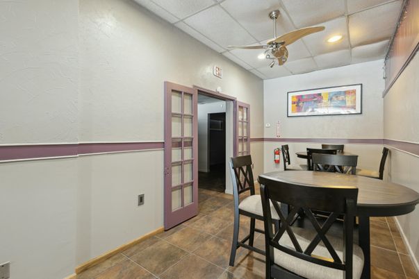 Dining room, Interior, Recessed Lighting