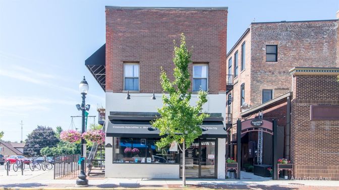 Exterior, Facade, Brick Facade, Condo Building