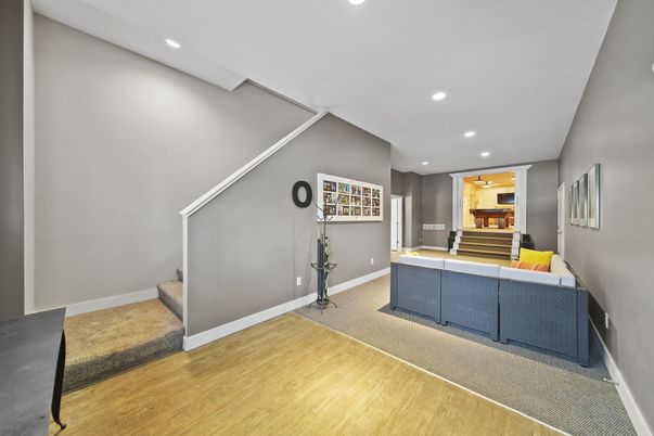 Interior, Recessed Lighting, Wood Texture Flooring