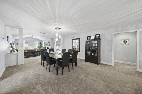 Chandelier, Dining room, Interior, Pendant Lights, Recessed Lighting