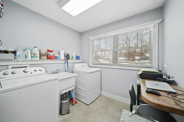 Interior, Washer