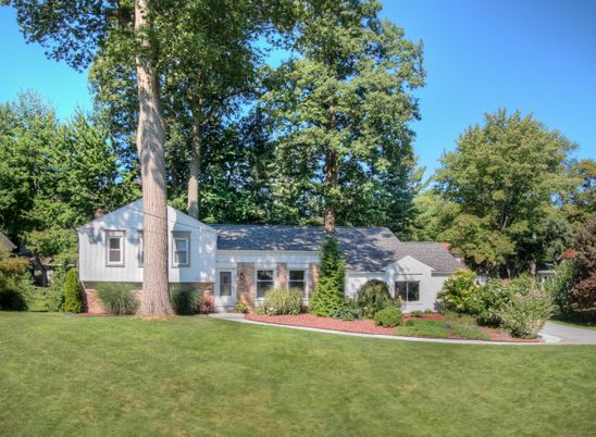 Backyard, Exterior, Facade, Ranch