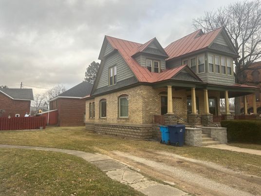 Exterior, Facade, Brick Facade, Queen Anne Victorian