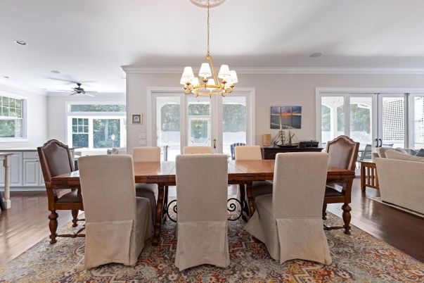 Chandelier, Dining room, Interior, Living room, Recessed Lighting, Wood Texture Flooring